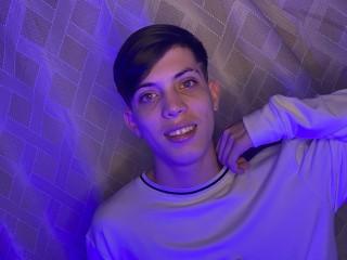 Aaronsinz23