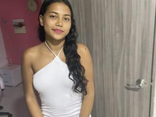 Abbynaughty18