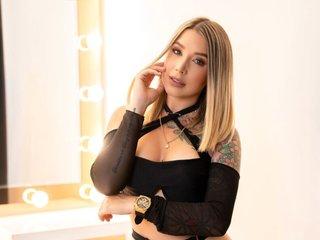 AlessaMills