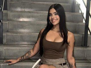 Alicia_Evans