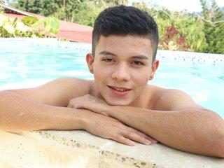 AndyFame19