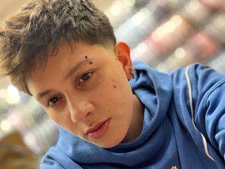 Arontroy_ofi