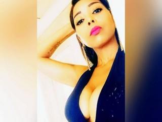 BUSTYMONICA31