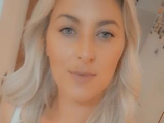 BustyRegina88