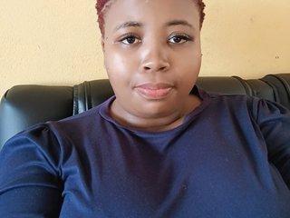 Bustyboobsx22