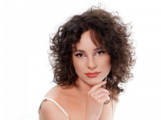 CurlyClara