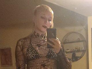 Faye_Rose