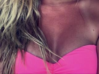 JuicyBlonde4u