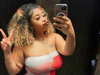 KittyBanksXO