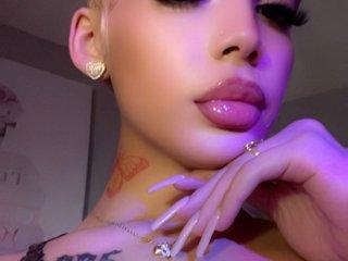 Lani_Lux