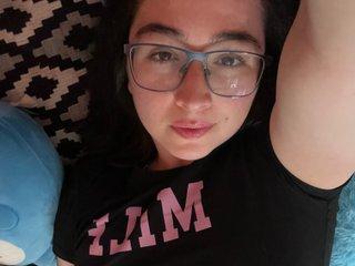 LanoviaLivXOXO