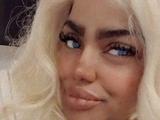 Leahreyez69