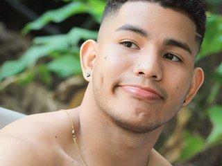 Marcus_lux