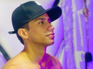Mathius_hot
