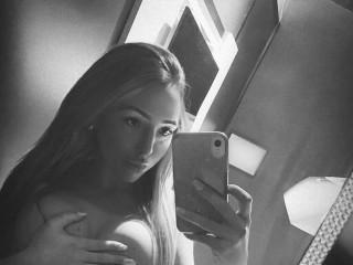 MissArianaxo