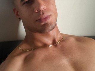 Nicolas_Moralesex