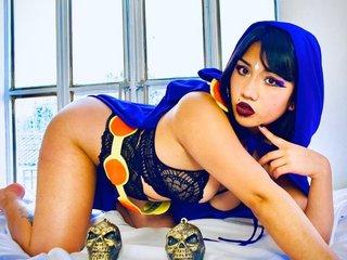 Nina_Dolly
