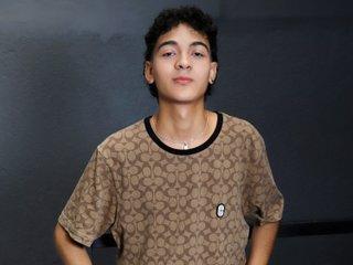 Sam_Cute33