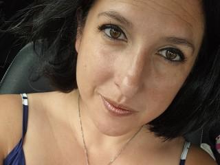SexyLatinaMILF