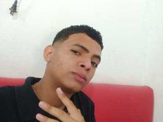 Skinny_2005