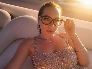 SunnyWhite69