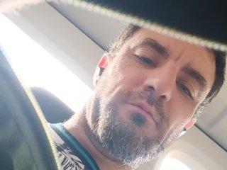 WhiteBoy7612