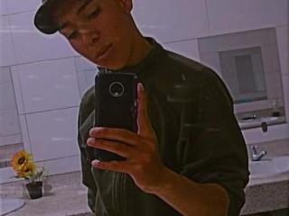 adrianboy0305