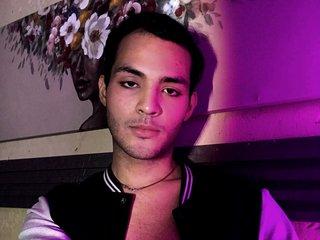 aku_hotter