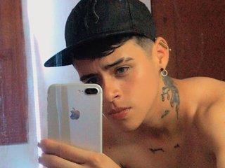maxx_william