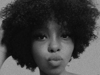 prettylittleXO