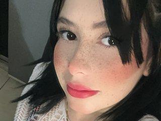 whitedollgirlx