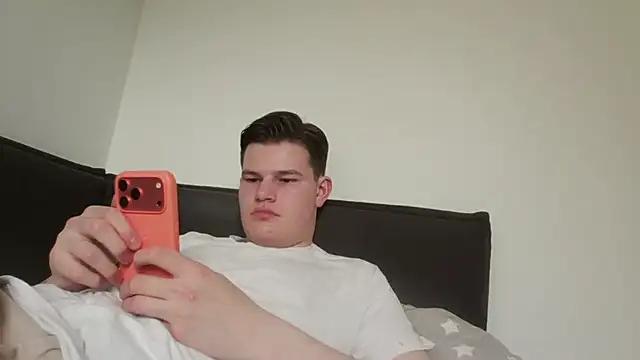 19teenoldboy