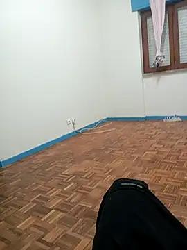 22v