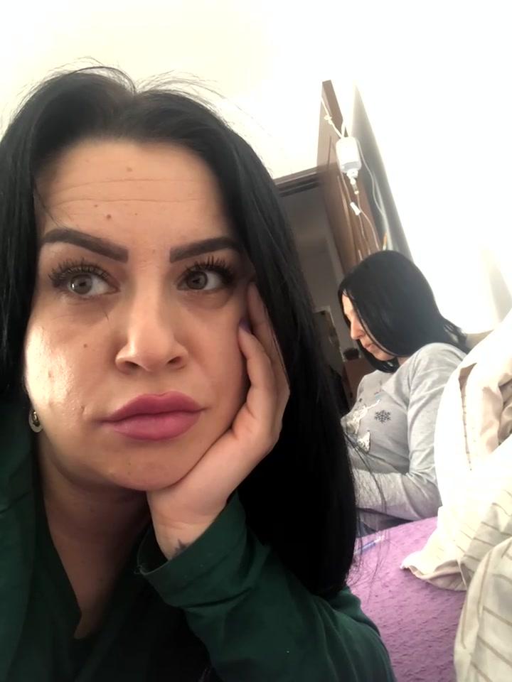 ALY_HOT69