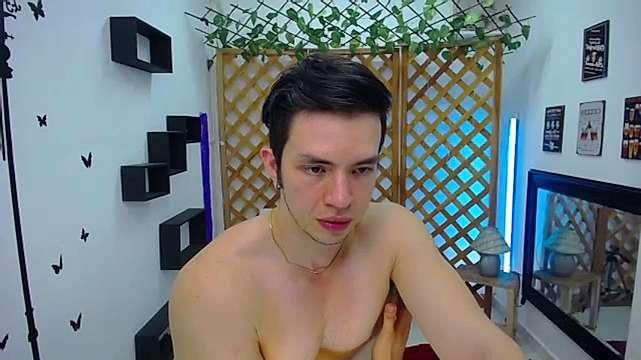 AdrianMusclexx