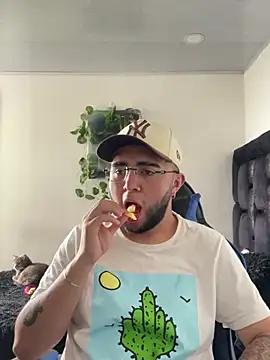 Adriian_444