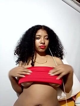 Ali_hornyyy