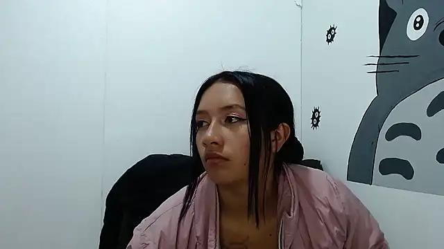 AliceTeenager_