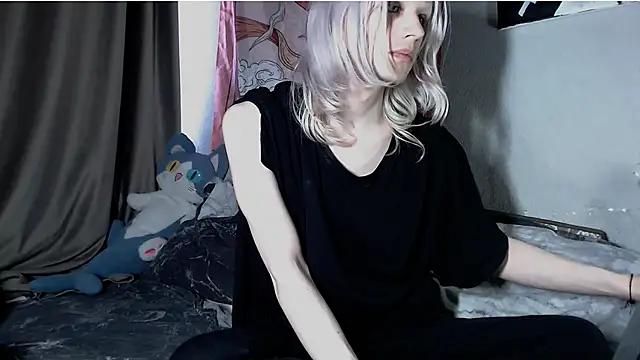 Alien_Bella