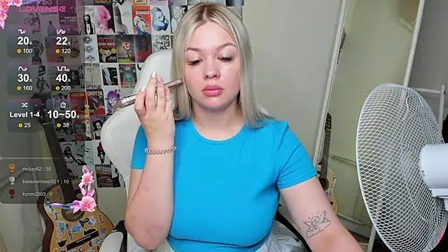 Amelie_Peach