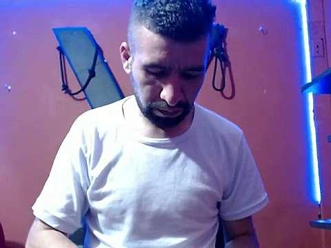 Americano_horny