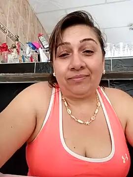 Angelina_50