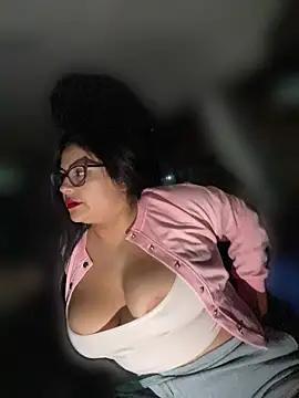 Angie_e