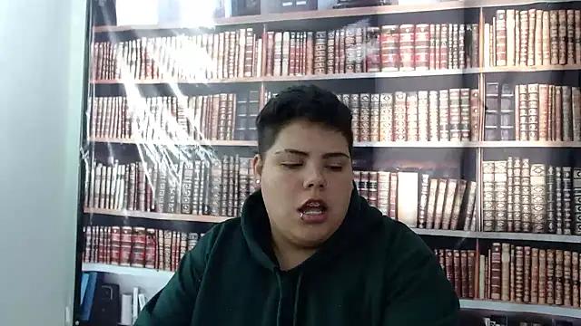 Anitta_Miller-