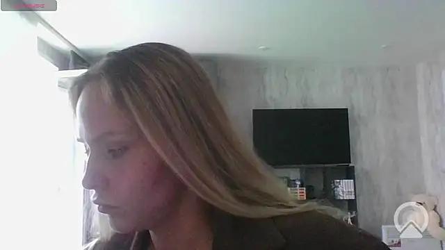 Annie_Cohn
