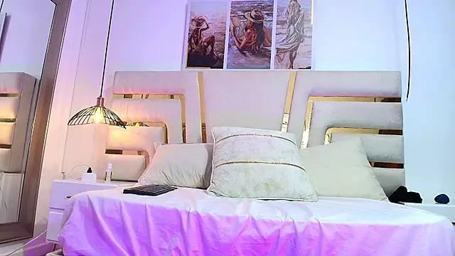 Antonella_Blonde