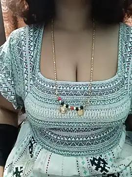 Anusha_Telugu_Ammai