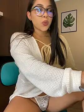 Arianasexy_21