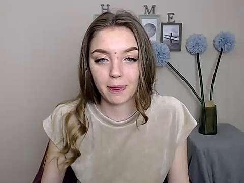 Ava_mau