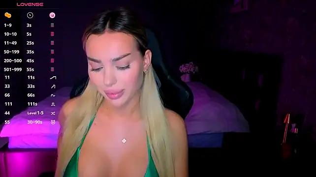 Ayla__Demir